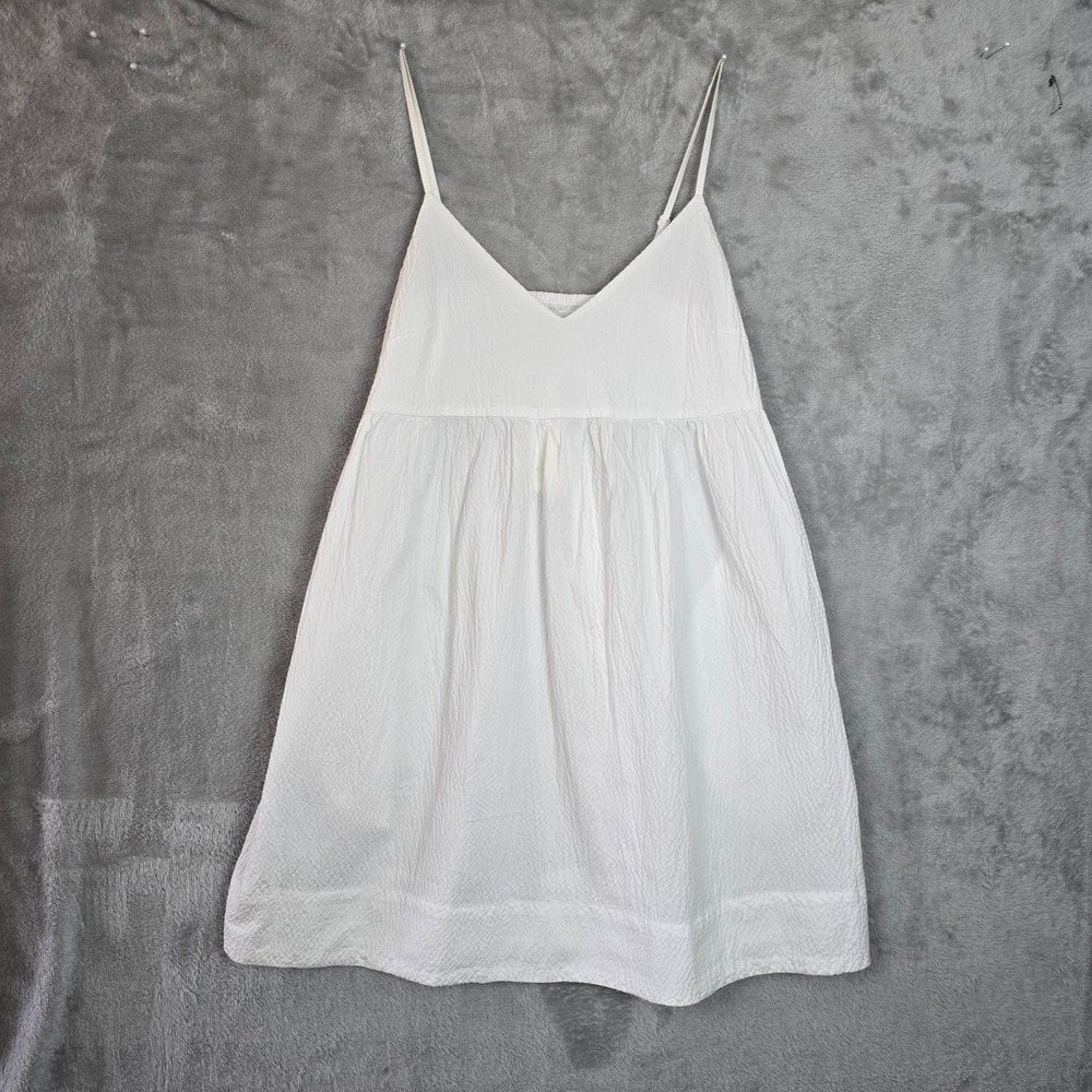 A New Day White Seersucker Cami Mini Dress Medium NWT V-Neck Smocked Pockets